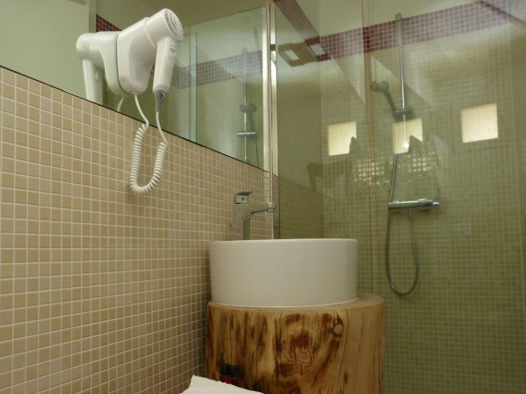 Fontana Rooms Lake Como Δωμάτιο φωτογραφία
