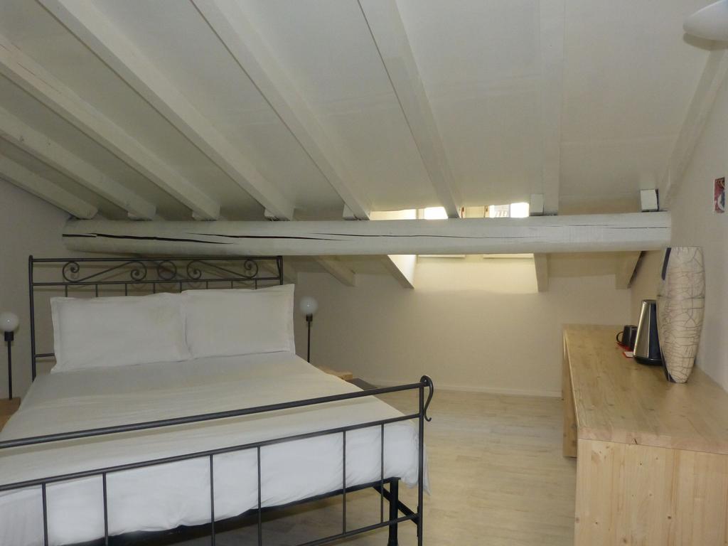 Fontana Rooms Lake Como Δωμάτιο φωτογραφία